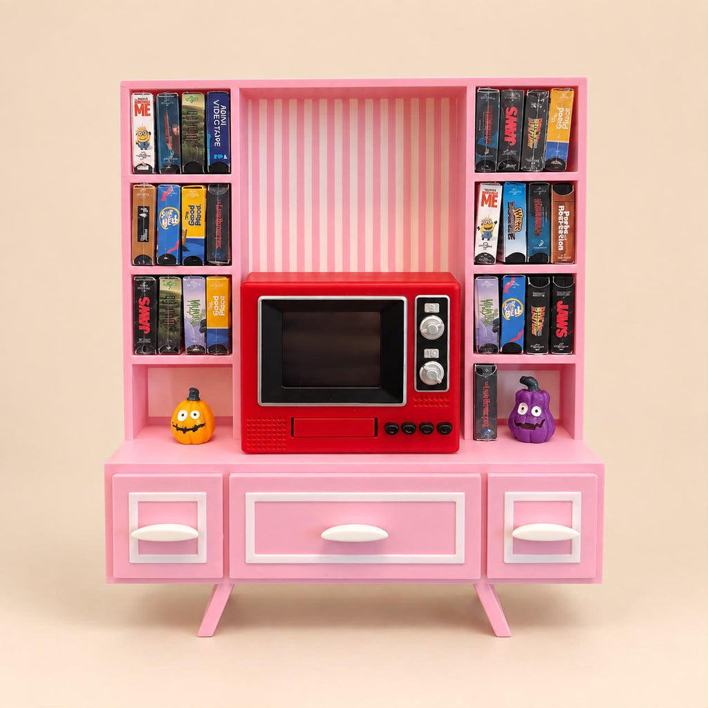 Retro Mini TV & VHS Display Shelf – Vintage-Inspired Miniature Collector Storage Stand