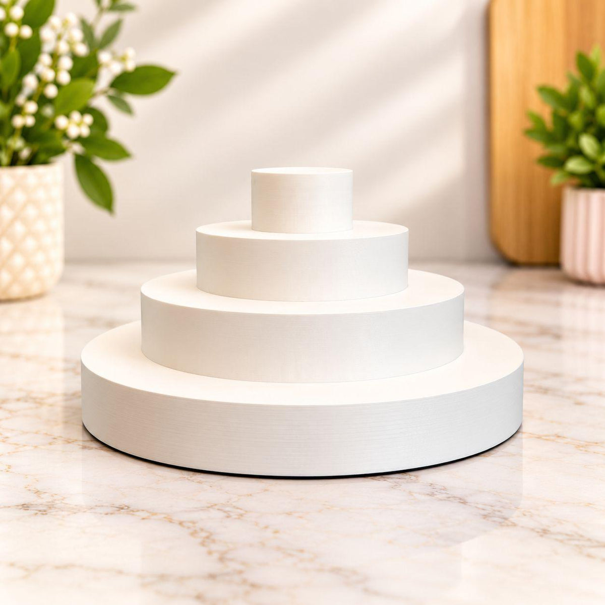 Round Display Shelf – Perfect for Mini Collections (Items not included)